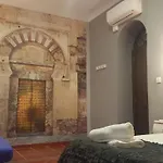 Patio De La Plateria 3*