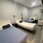 Patio De La Plateria Πανσιόν 3*