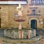 Patio De La Plateria