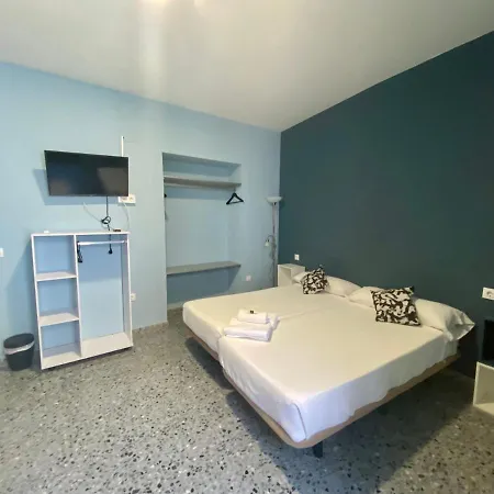 Patio De La Plateria Gasthuis