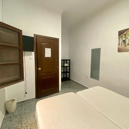 Pensionat Patio De La Plateria 3*