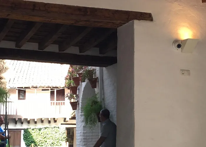 Patio De La Plateria