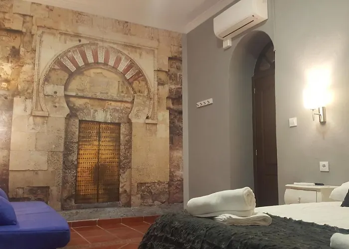 Patio De La Plateria 3*